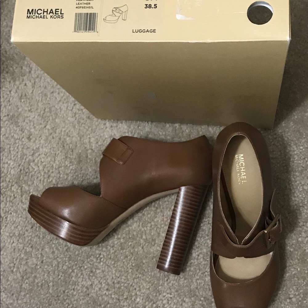 Michael Kors,size 8 shoes